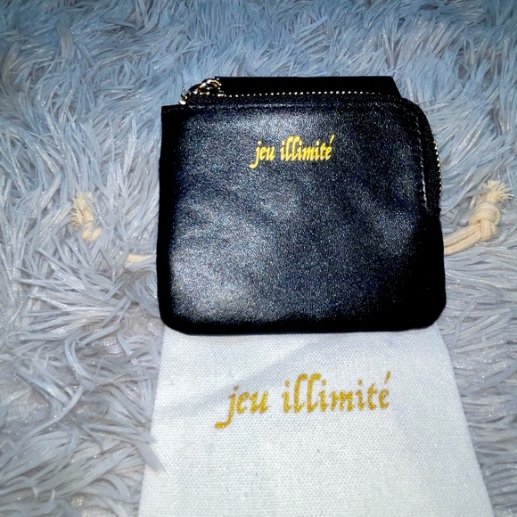 Women’s wallet - Picture 1 of 5